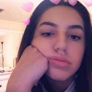 Meet your Posher, Corrina